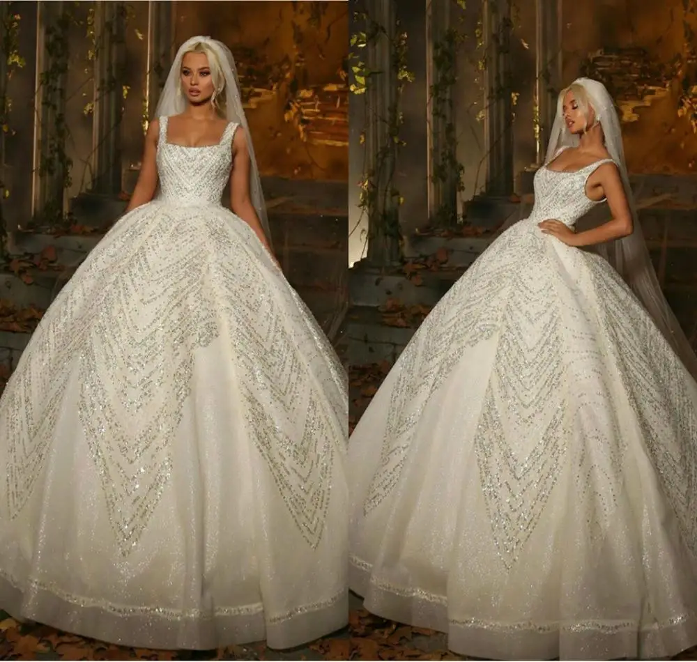 2020 Luxury Sequins Wedding Dresses Scoop Neck Puffy Princess Ball Gown Bridal Gowns Bling Bling Bride robes de mariée