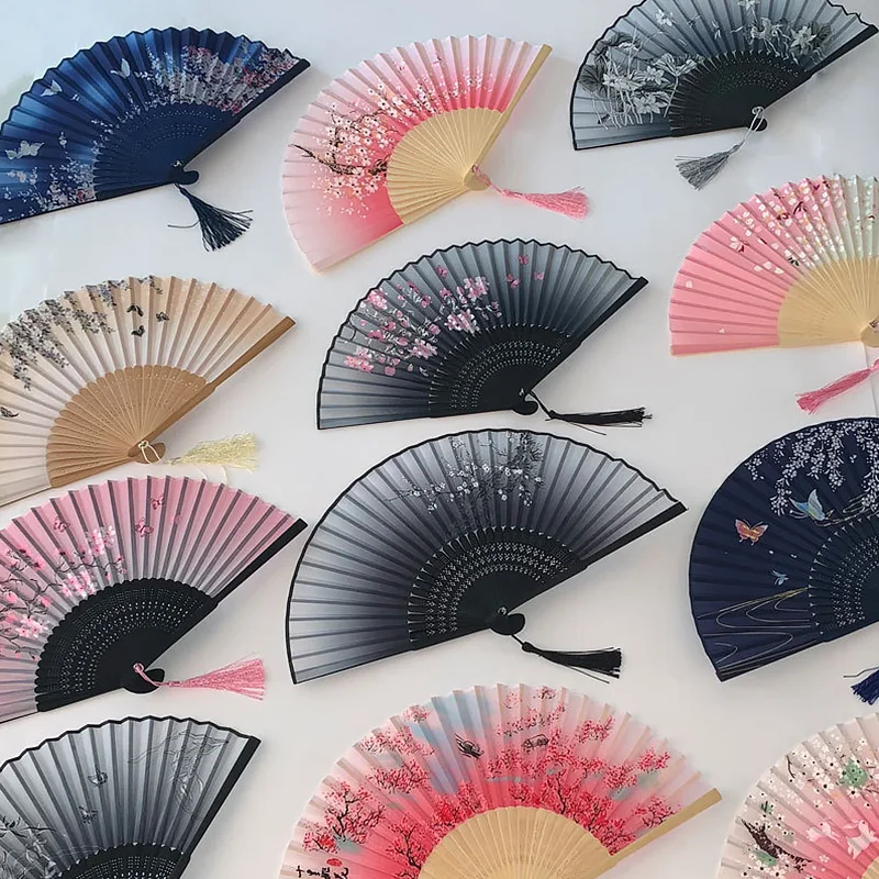 Elegant Chinese style Pattern Folding Hand Fans Flower Print Vintage Fan Polyester Fans Wood Plain Silk Performance Fan веер