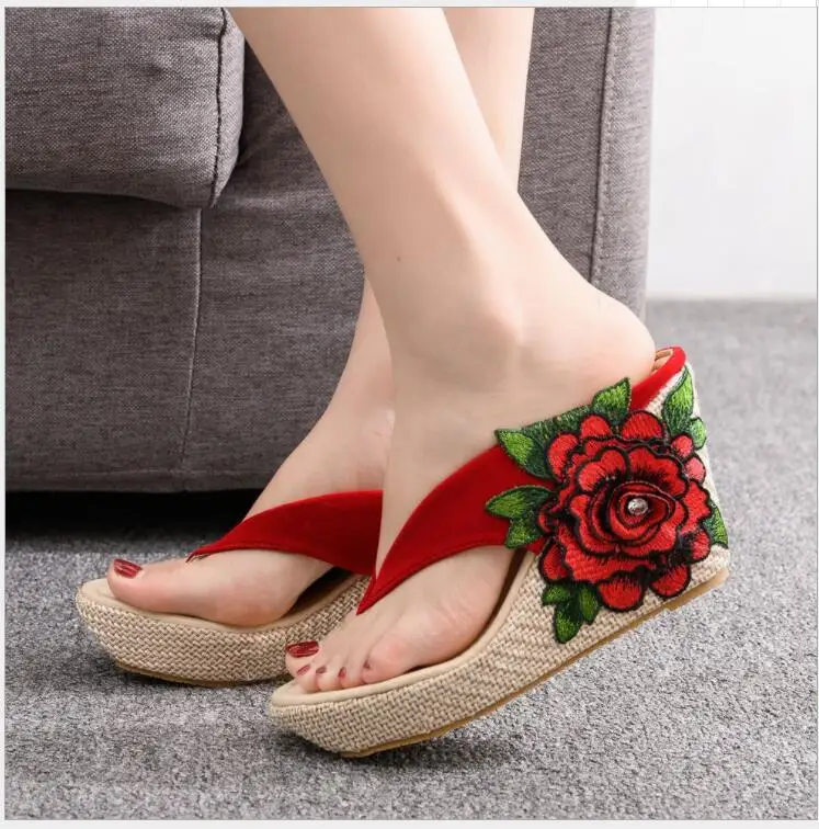 Summer Woman Slippers Lady Home Slippers Casual Beach Flip Flops Sandals Women Sandals Thick bottom embroidery Sexy High Heel