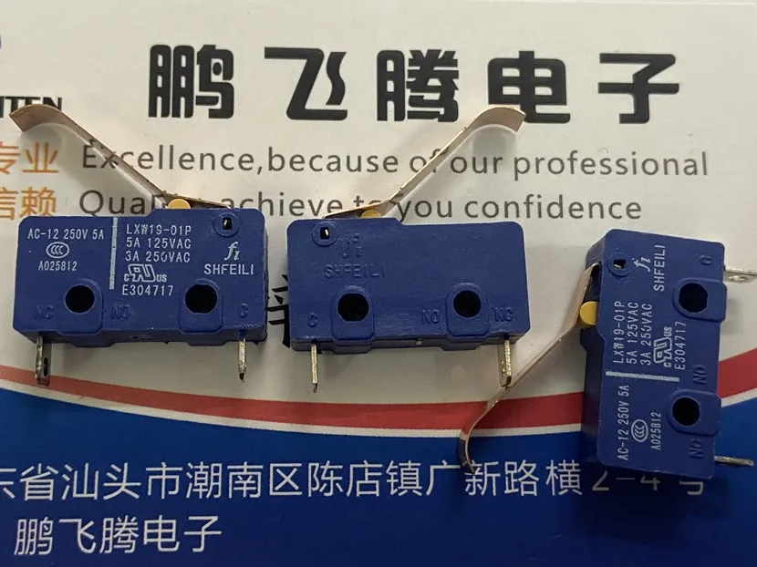 

1PCS Brand new original Shanghai Feili LXW19-01P 2-foot micro switch press the button of Witton elevator parts