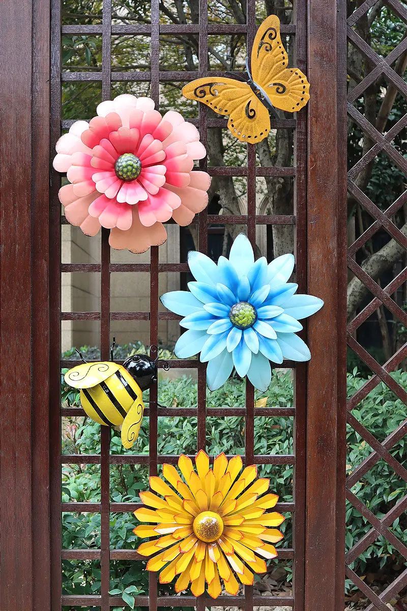 Simple Wrought Iron Wall Flowers Butterfly Garden Accessories Outdoor Kindergarten Decoration Balcony Yard Metal Ornament Crafts