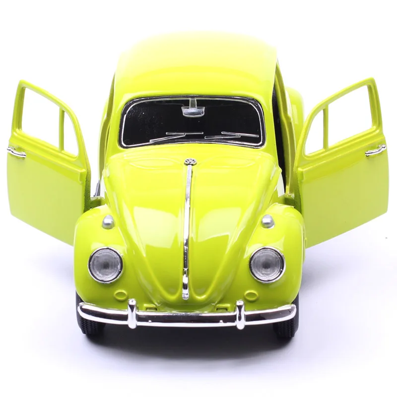 Road Signature classics old bug VW Beetle car 1967 metal auto minicar 1:24 Scale Diecast Vehicle model toys miniatures hobby