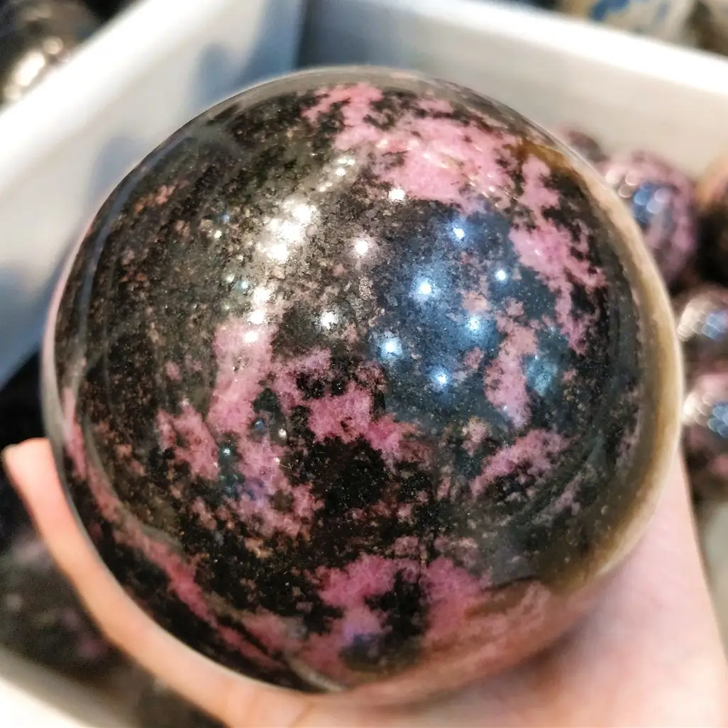 1-2kg Natural Rose Rhodonite Gemstones Sphere Large Size Crystal Ball Meditation Home Decor Living Room Mineral Collections