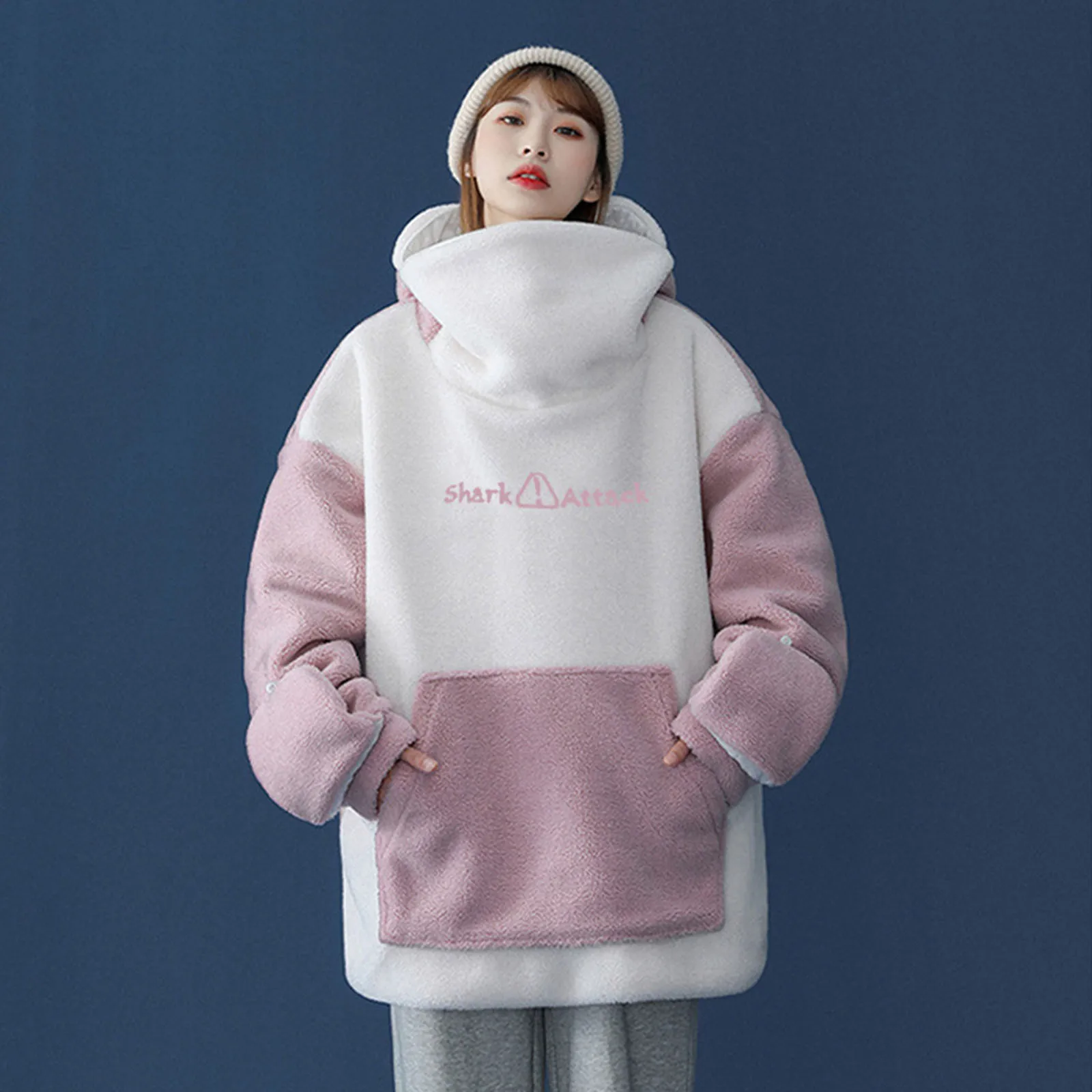 Harajuku Aesthetic Shark Hoodie Women Oversized Anime Sweatshirt Couples Matching Hoody Cute Pockets Female Kpop Warm Hoodies