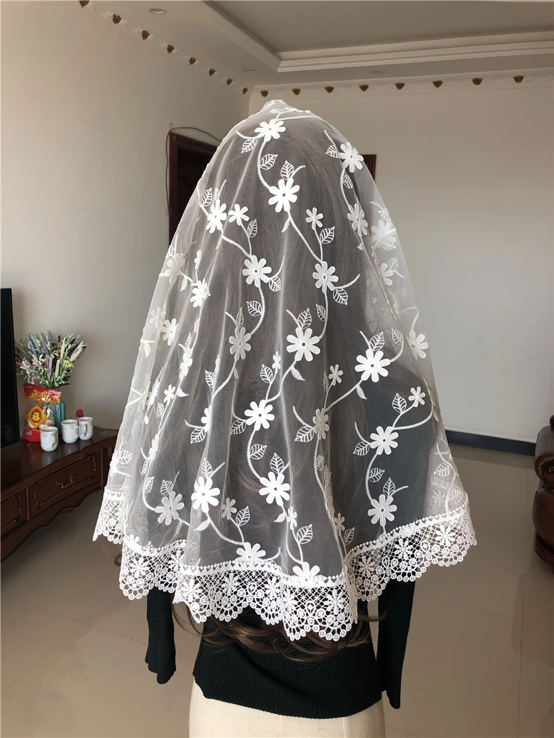 White Mantilla Lace Catholic Veil for Chapel Church 3D Floral Head Cover Elegant Ladies Scarf Latin Mass Vela Voile Dentelle