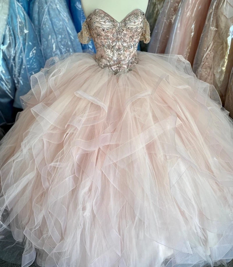 

Robe De Bal Tulle Quinceanera Dresses 2021 Crystal Beaded Sweet 16 Dress Pageant Ball Gowns Off the Shoulder Vestidos De 15 Años