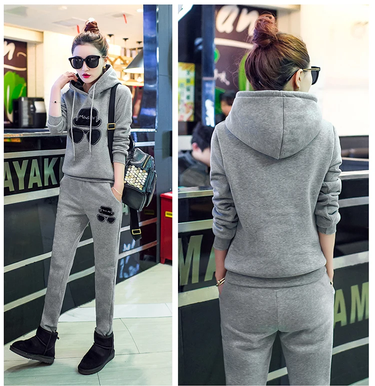 Autumn and winter new Fashion women suit women\'s tracksuits casual set with a hood fleece sweatshirt three pieces set