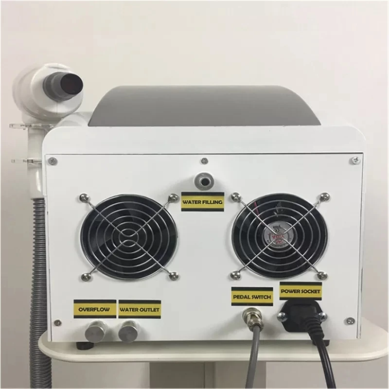 Laserowa maszyna do usuwania tatuażu ND YAG Pigment do brwi Maszyna do usuwania tatuażu z czerwonym wskaźnikiem.