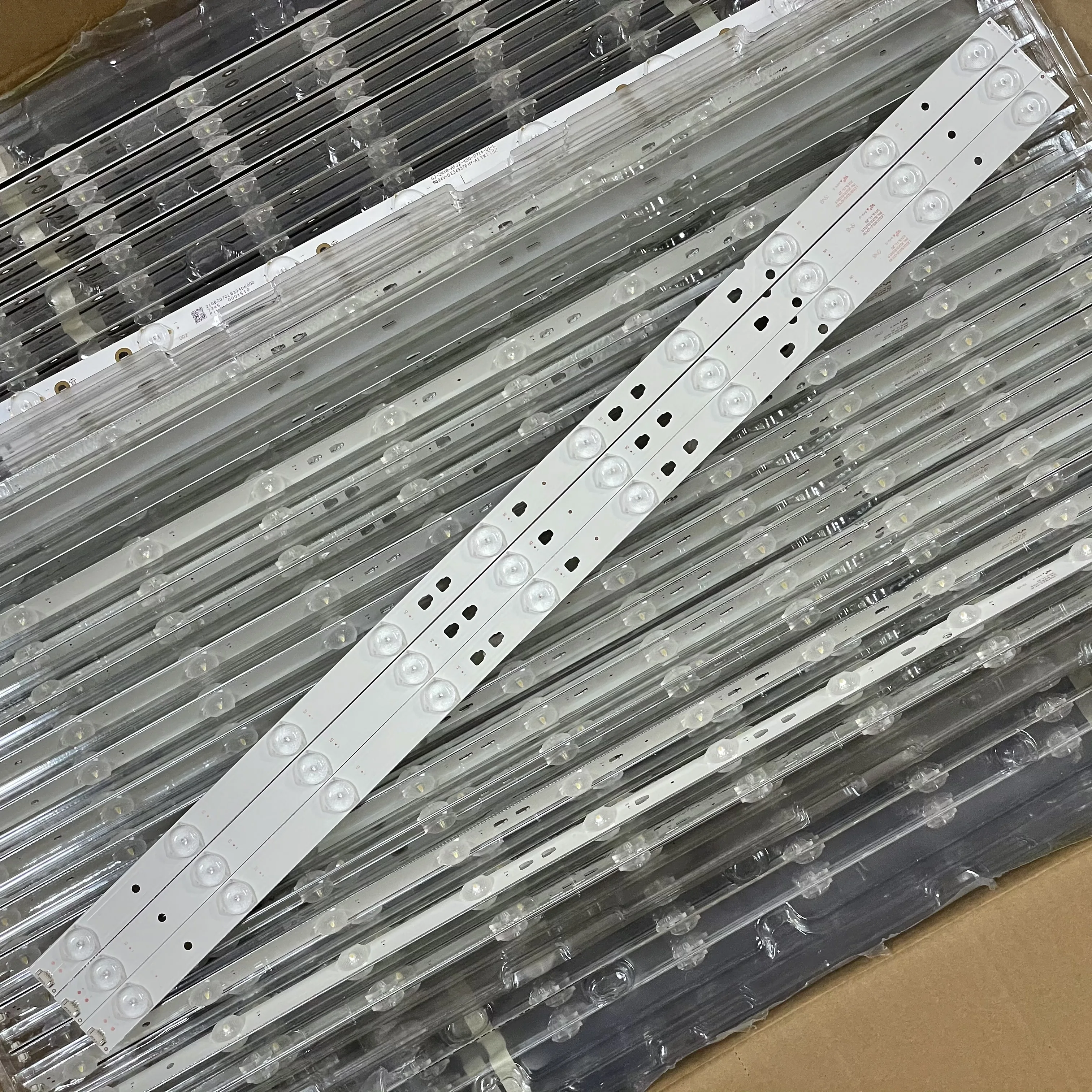 

15pcs LED Strip LED315D10-07(B) LSC320AN02 LSC320AN10-H LC320DXJ LC320DXY LK315T3HC1K LQ315T3HC34 V320BJ6-Q01 V320BJ7-PE1