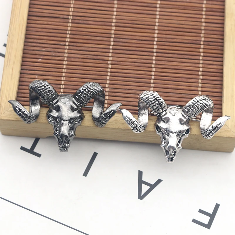 1 منتج جديد أزياء سبائك المعادن بروش الأغنام بروش الرجال الرجعية بروش مخلب الجمجمة الأزياء بروش اكسسوارات 2021 #3