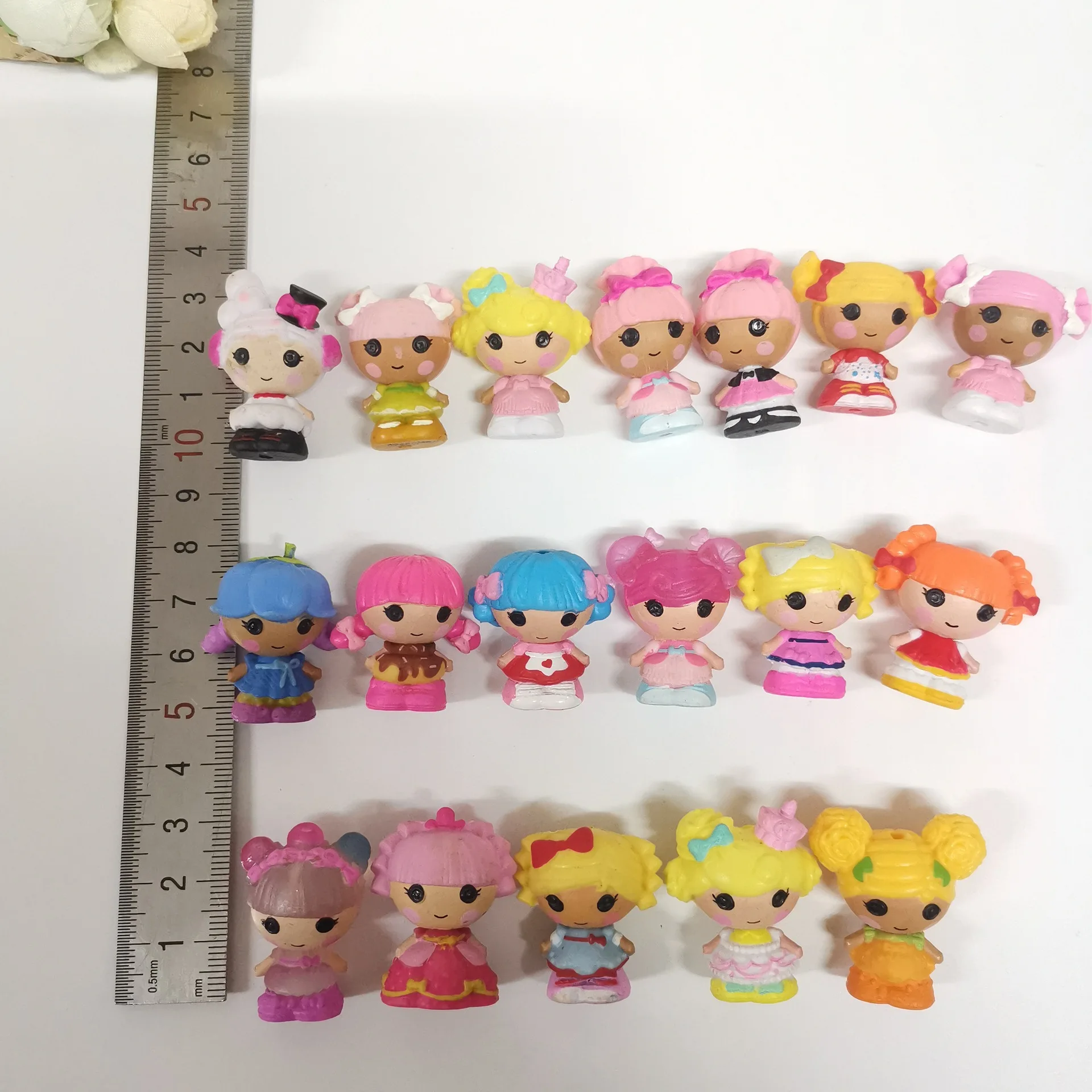 10pcs Lalaloopsy Figure Dolls 3-4cm Cartoon Collection Model Toys for Gift Random Send