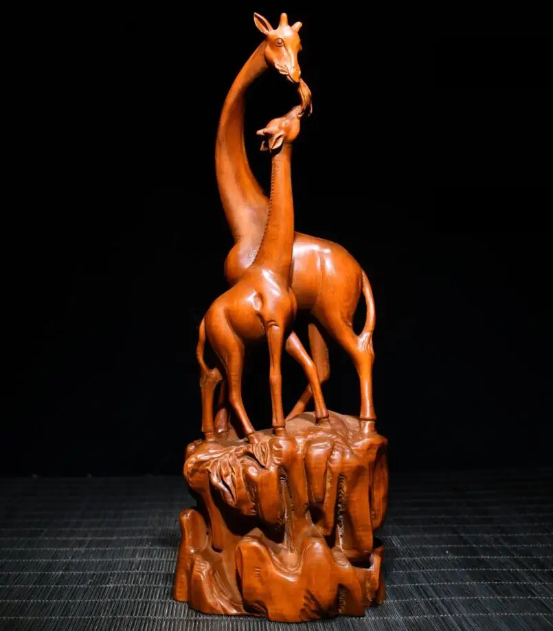 

Archaize seiko Hand-carved boxwood Mother and son giraffe crafts statue