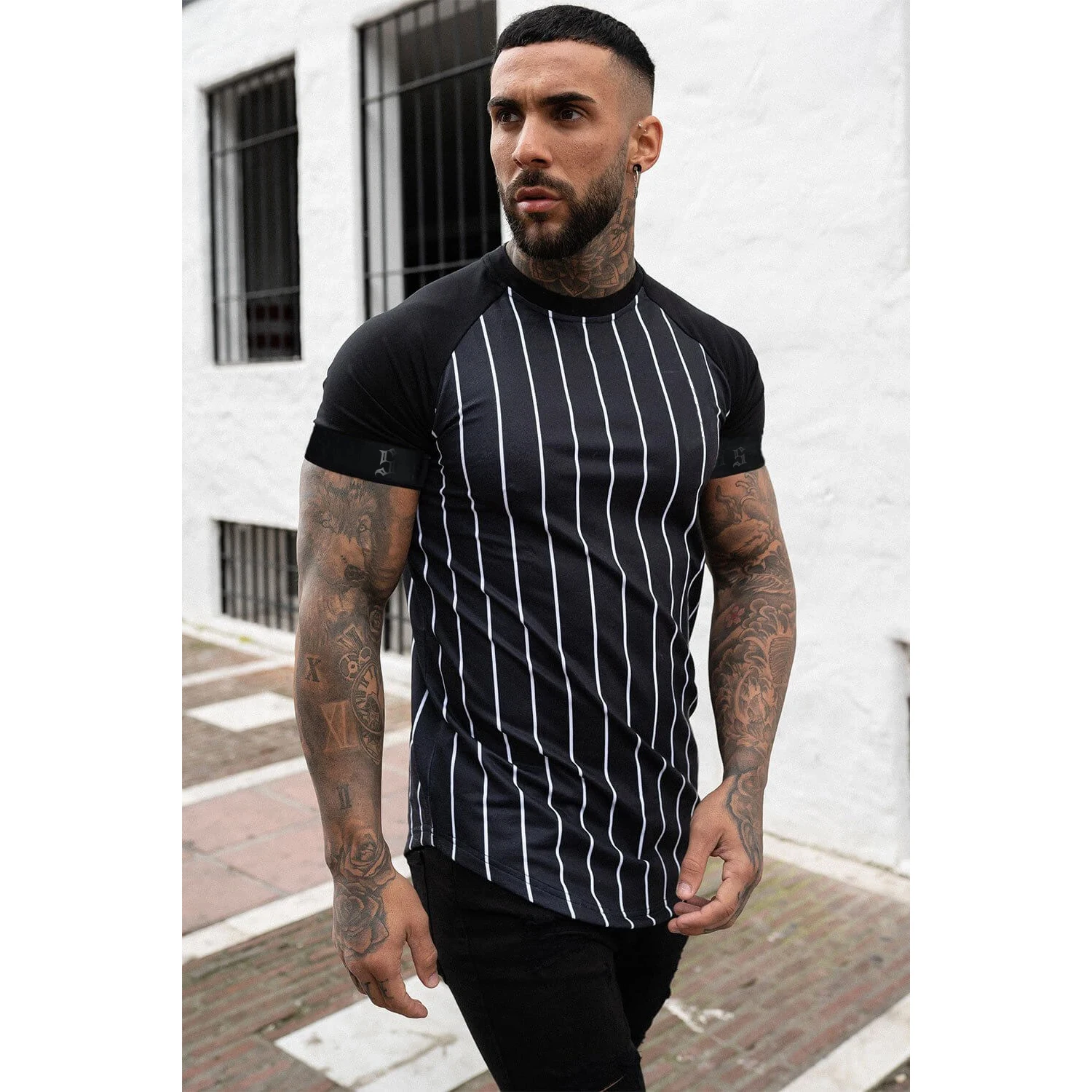 2021 new brand men\'s stylish cool T-shirt, men\'s casual style striped hip-hop short sleeve street element printed top, wholesale