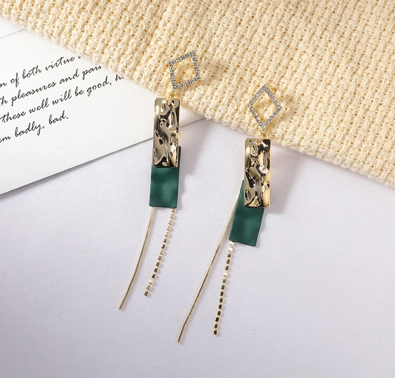 2025 الكورية بيان طويل هندسي مستطيل الشرابة استرخى إسقاط أقراط للنساء أقراط مجوهرات الأزياء Brincos