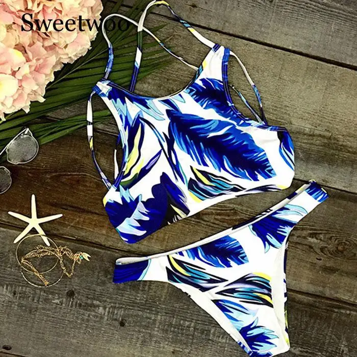 Set Bikini Wanita Seksi Pakaian Renang Pantai Pakaian Renang Motif Grafiti Biru untuk Wanita Balutan Pakaian Pantai Bikini Pinggang Sedang