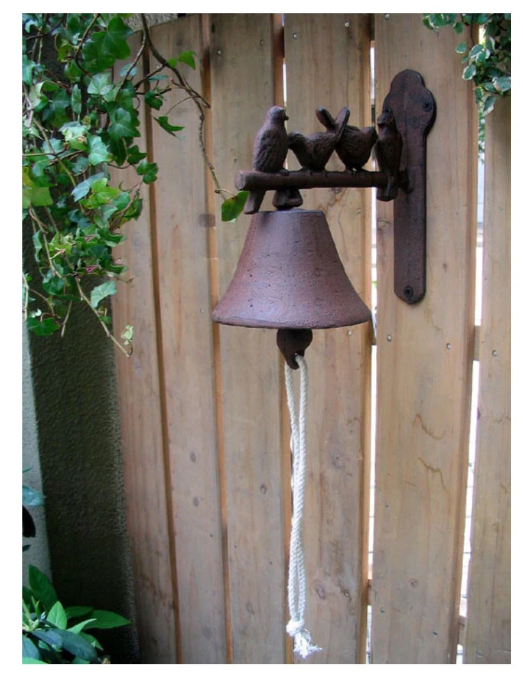 Home Collection Cast Iron Logan Dinner Bell With Bracket Dinner Bell - Feel The Vibe Of Traditional Family Meals And Gatherings.