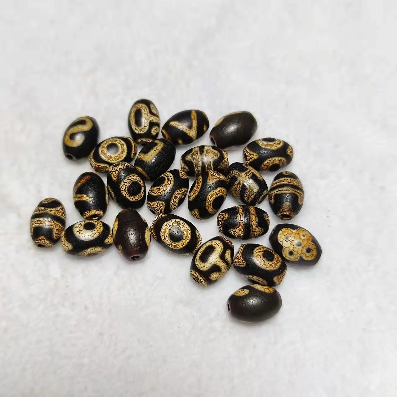 10Pcs/Lot Tibet Money Hook 3 Eyes Various Totems 10*14mm Weathered Old Agate Dzi Beads Used For Making Men's&Women's Jewelry