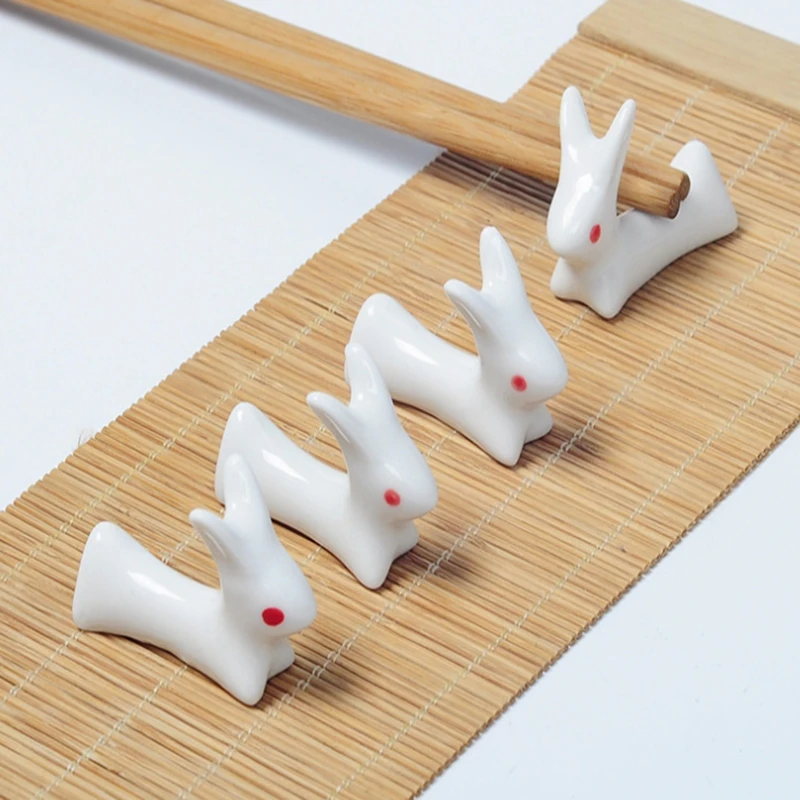 super cute Rabbits shape ceramic chopstick holders Dinnerware Home Decoration handicraft ornaments pen holder