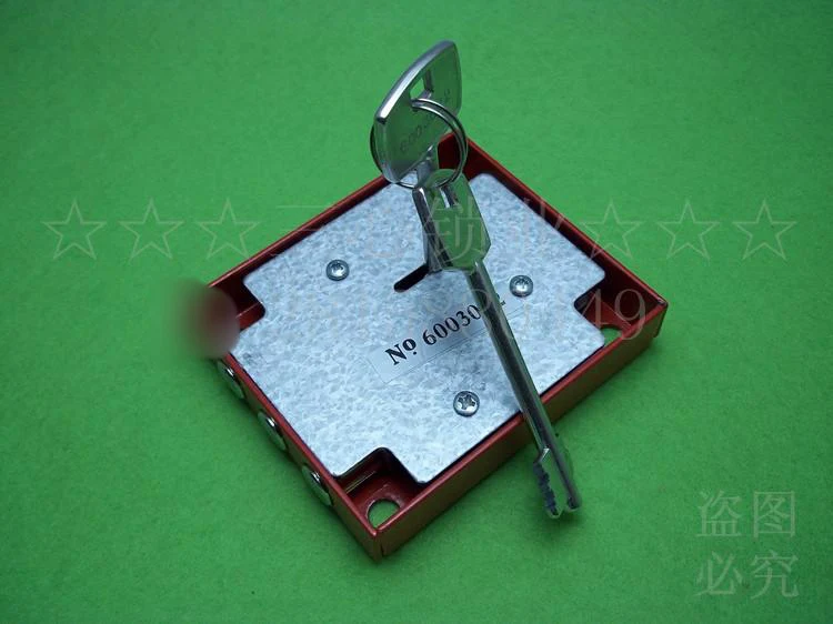 Mini Coin Box Lock Small Safe Steering Lock Mini Safe Anti-Theft Flagpole Key Lock