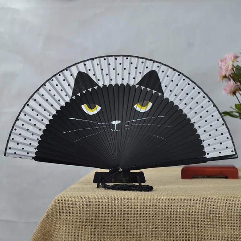 Ventilatori cinesi alla moda di stile del giappone di seta del fumetto cinese del gatto fan adorabili popolari popolari delle ragazze pieghevoli portatili delle ragazze del gattino mostrano i fan