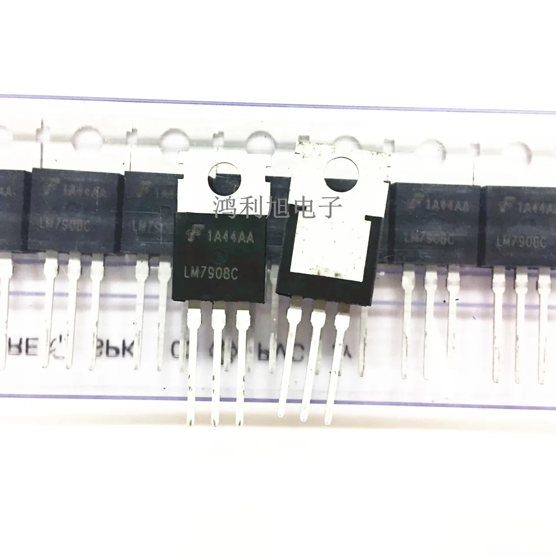 10PCS/Lot LM7908C LM7908 LDO Regulator Neg -8V 2.2A 3-Pin(3+Tab) TO-220AB Rail