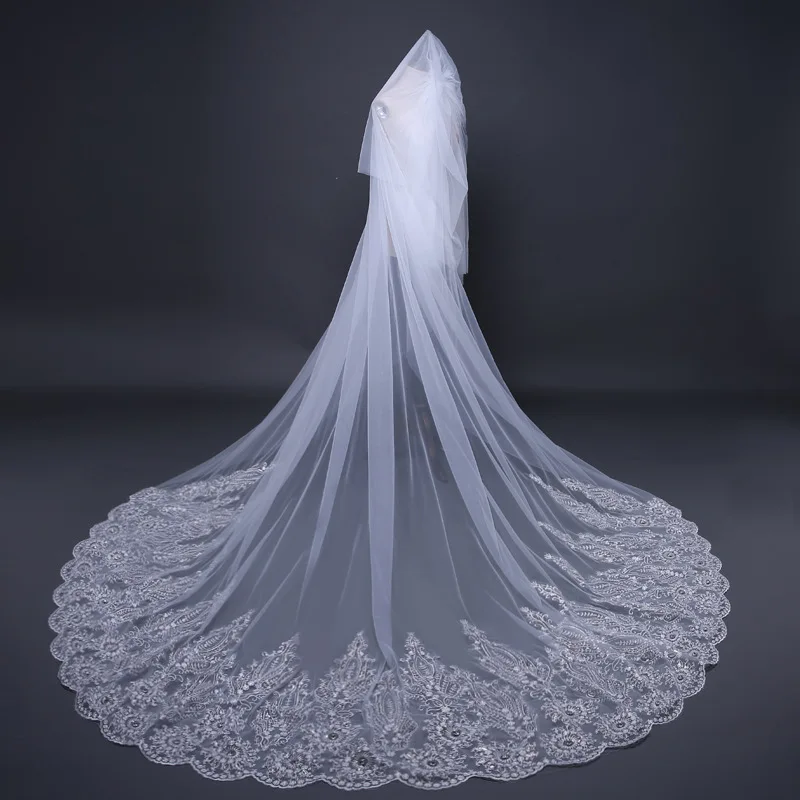 

Fashion Big Trailing Lace Sequined Bridal Veil Cathedral Wedding Veil