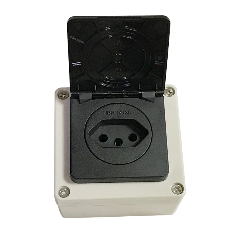 Brazil Outdoor Waterproof Power Socket Brazil Anti-rain Rain Industrial Socket With Box IP44 10A/20A 250V