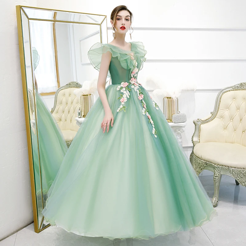 Quinceanera Dress 2024 New Elegant V-neck Party Prom Ball Gown Sweet Flower Vintage Quinceanera Dresses Plus Size Customized