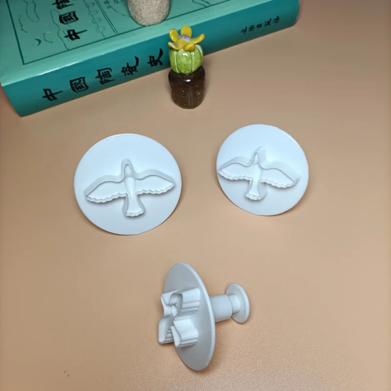 3ピース/セットスプリングプリントモールド安全なドブ/スノーフレーク/バタフライモールド陶器ツール手作りツール学校の陶器バーに適しています