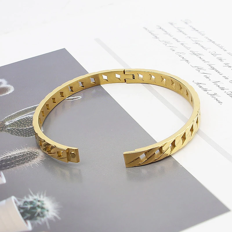 Classic Design Chain Shape Bangle For Women Beautiful Jewelry Stainless Steel High Quality Gold Color Bangle Bracelet Wholesale