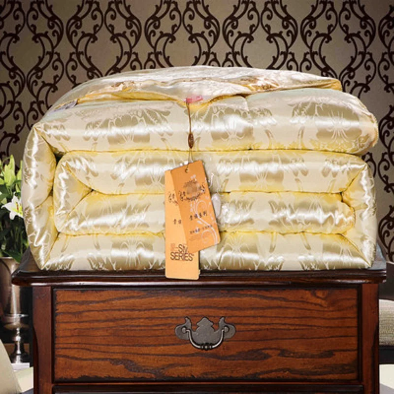 Perfect 100% Natural mulberry silk Four seasons  blanket  Pure cotton Skin-friendly Comfortable and warm high-end perfect quilt