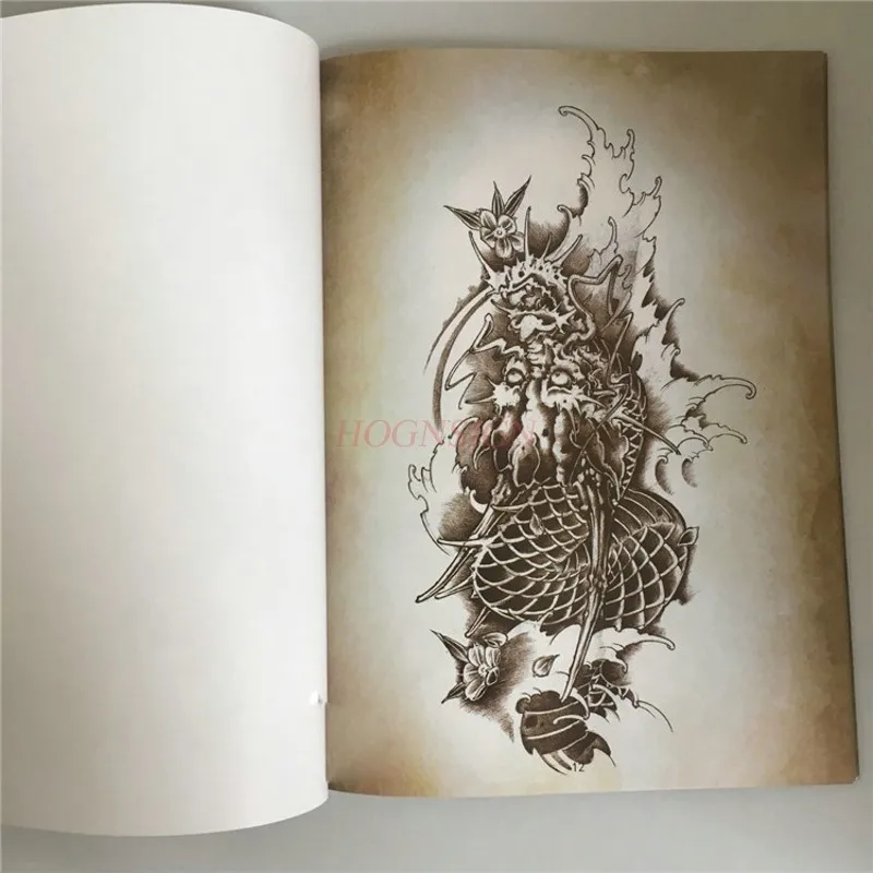 Tattoo book New Tatoo Books tatuaggi libri Full Back Flower Arm modello tradizionale come God Monkey Dragon Snake Tatoo Drawing