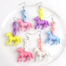 New Fashion Colorful Horse Acrylic Chains Dangle Earrings For Women Girls Pink Blue Animal Long Earrings Party Jewelry Harajuku