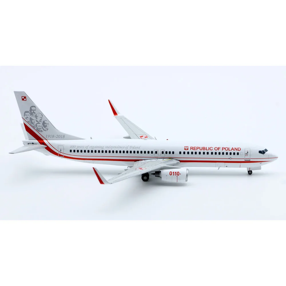 1:200 Alloy Collectible Plane Gift JC Wings LH2245 RZECZPOSPOLITA POLSKA Boeing B737-800 Diecast Aircraft Model 0110 With Stand