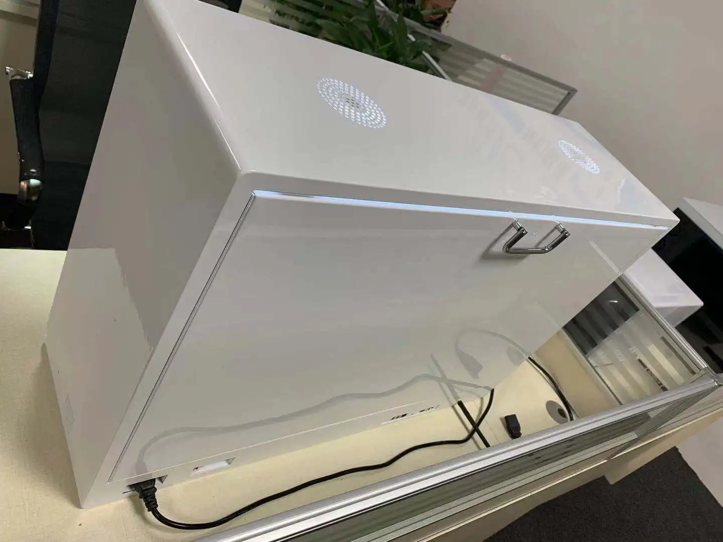 Quiosque de exibição interativo transparente do toque da tela lcd da propaganda digital de 32 polegadas