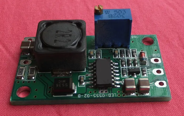 Controlador de corriente constante para coche, controlador LED ajustable de 0-1.5A, DC-DC, linterna