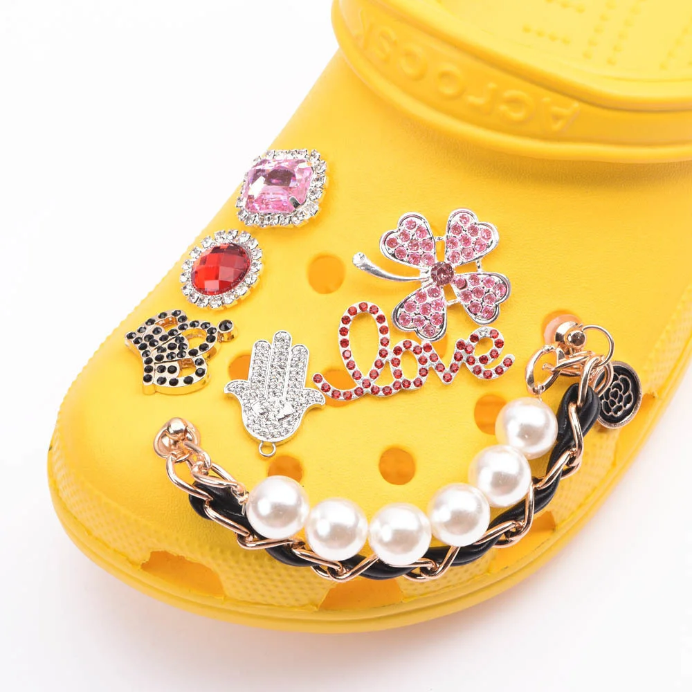 Brand Shoes Charms Designer Bling Rhinestone Girl Women Gift Shoe Decaration Metal Accessories School Gifts