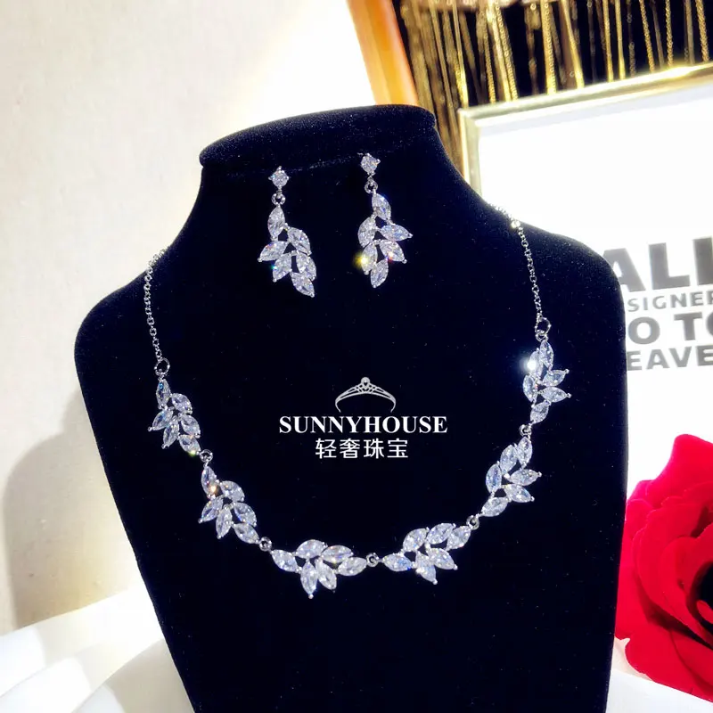 CC Leaf Shape Necklace Earring Set Women Accessory Wedding Event Bridal Bijoux Engagement Jewellery Leaf Shape Jewelry Sets S019