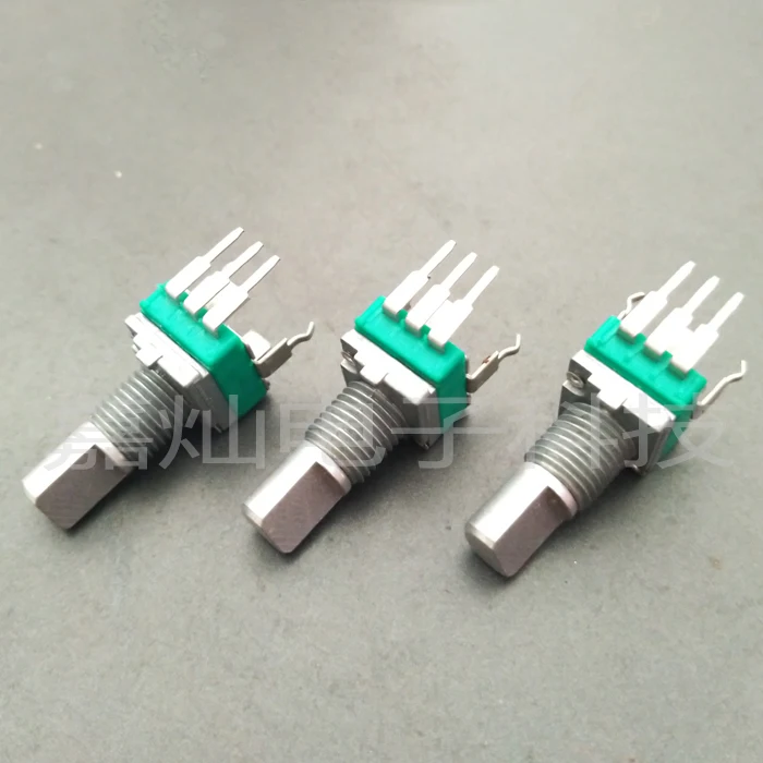 

Amplifier Volume Potentiometer Vertical Vertical Single Row 3 Feet Half Axis 15mm Stepping Feel B10K B103