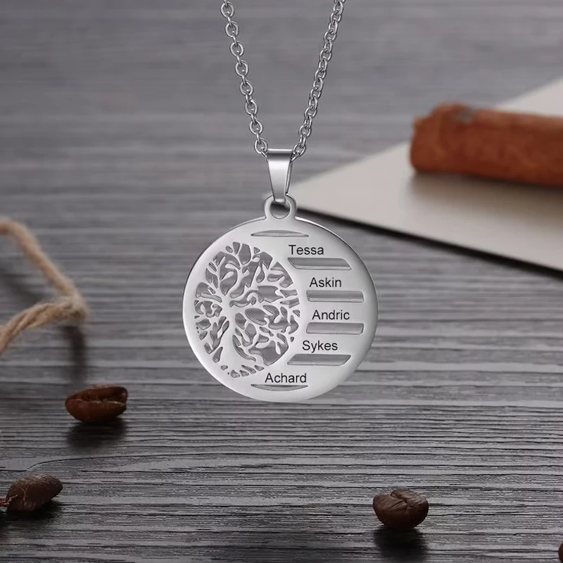 

Stainless Steel Tree of Life Engrave Name Pendant Necklace Mother's Day Family Members Nameplate Custom Collars Gift for Mom