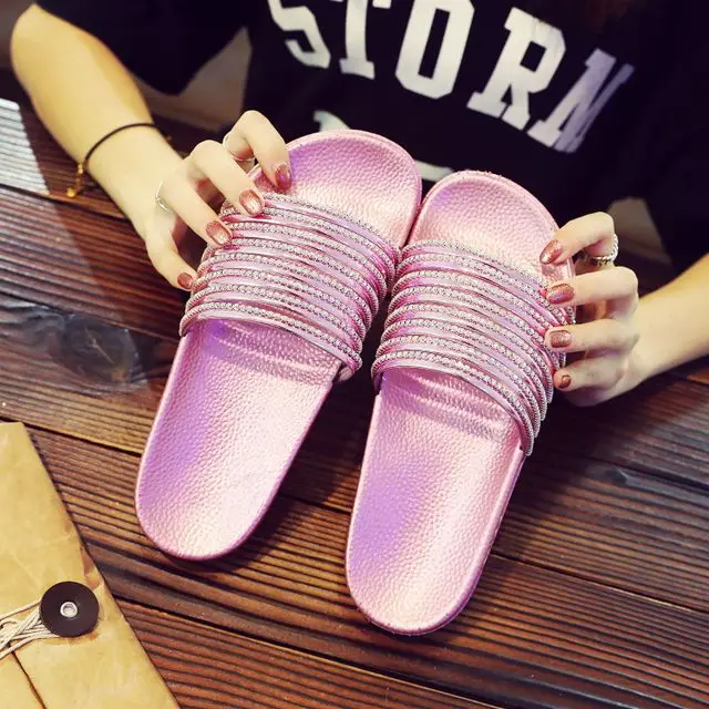 

Fashion Flip Flops slippers bright face flash diamond sandals casual sandals Thick Bottom Bling Beach Slides