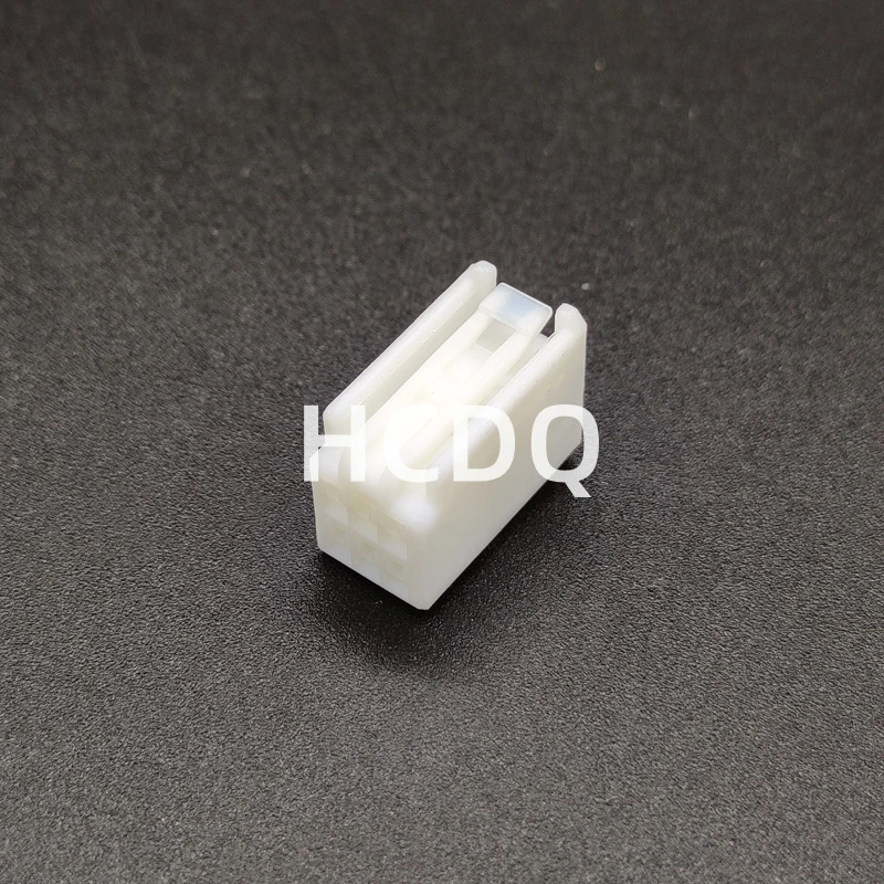 

The original 90980-12012 6PIN Female automobile connector plug shell and connector are supplied from stock