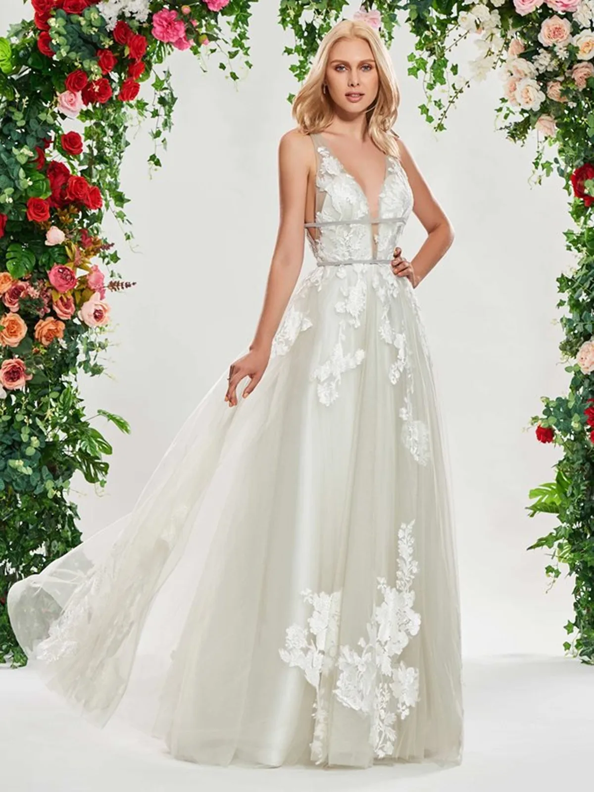 Платье 2021 Lange Boho EINE Linie Backless Hochzeit Kleid 3D Blumen Spaghetti Strap Braut Kleid Prinzessin Bodenlangen Brautkleid