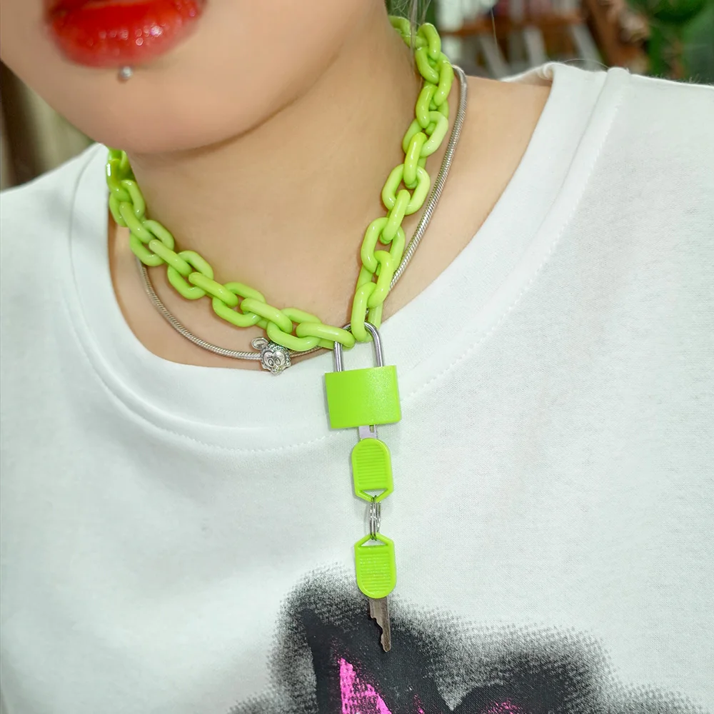 FishSheep Rock Punk Acrylic Chain Lock Pendant Necklace For Women Men Chic Neon Chunky Long Chain Necklace 2020 Fashion Jewelry