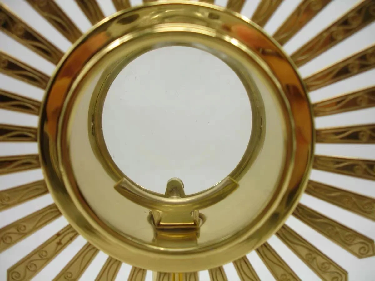 Imagem -02 - Católica Brass Ray Monstrance e Broto Cruz com Circular Luna Santo Reliquário Igreja Suprimentos