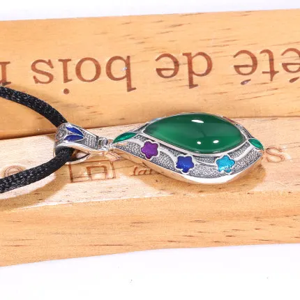 silver Thai antique gem Agate Necklace green jade chalcedony Cloisonne Sterling Silver Pendant female fashion new style