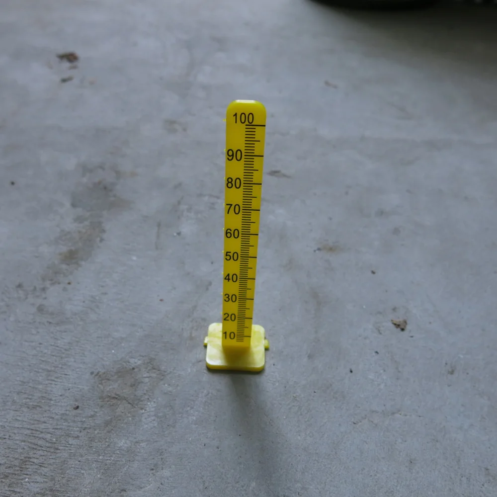100mm Yellow Floor Level Pegs for Cement Measure Poured Self Leveling Pins 50 Pack