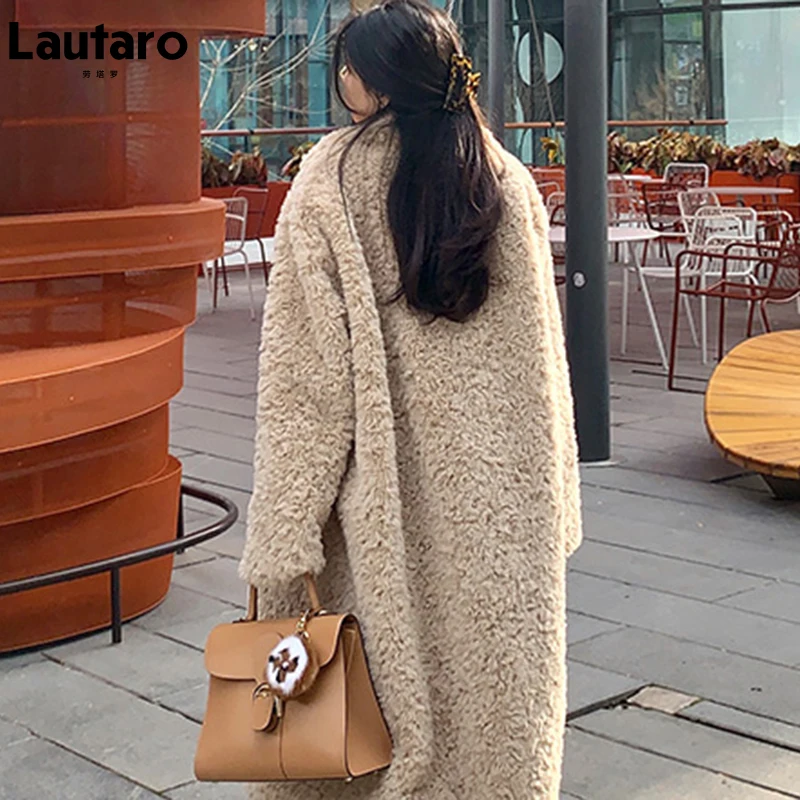 Lautaro Winter Long Oversized Shaggy Fuzzy Warm Thick Fluffy Faux Fur Coat Women Sashes Lapel Stylish Luxury Korean Fashion 2021