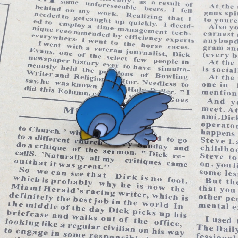 الإبداعية المينا الأزرق الطيور دبابيس الكرتون تحلق الوليدة الحيوان دبابيس الدينيم الستر التلبيب دبوس مشبك قميص شارة هدية للأطفال #3