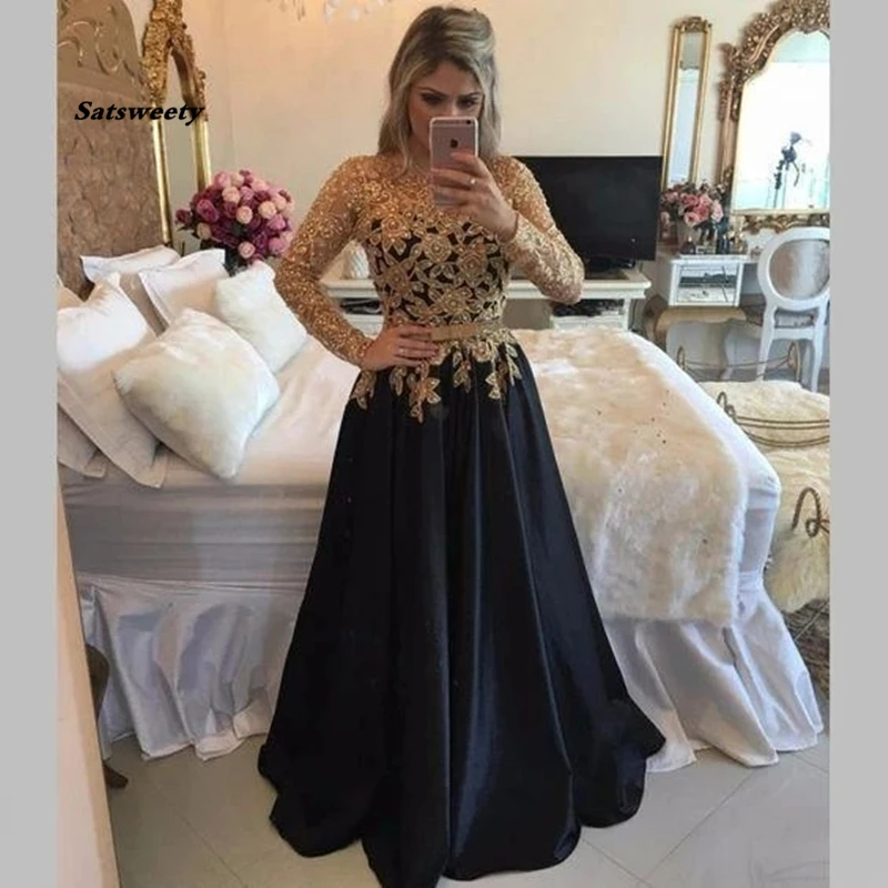 A line Lace Black Puffy Pearls Gold Evening Gowns Long Sleeve Appliques Prom Dresses Custom Made